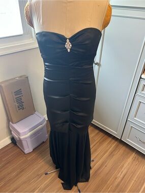 Camille La Vie Elegant Strapless Black Evening Gown with Crystal Accent Prom